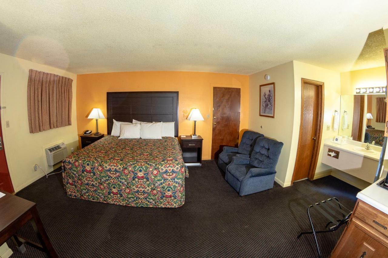 Knights Inn - Chanute Pokój zdjęcie